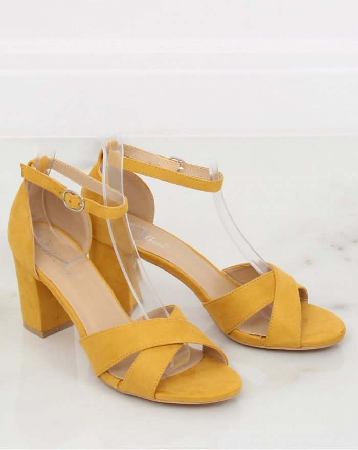 Sandale cu toc culoarea galben 130354