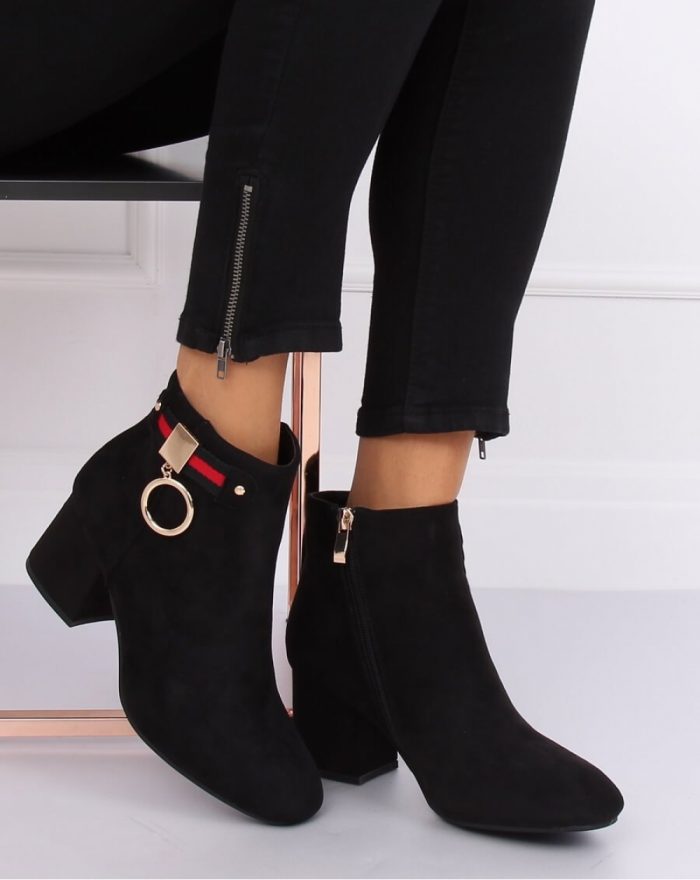 Botine cu toc culoarea negru 135836