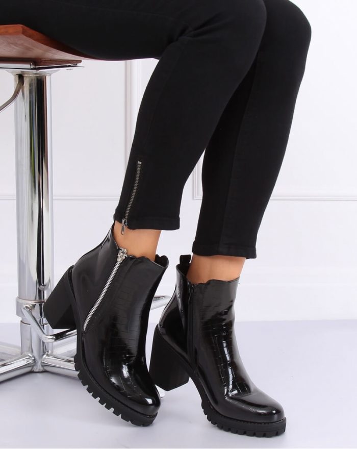Ghete culoarea negru 136643